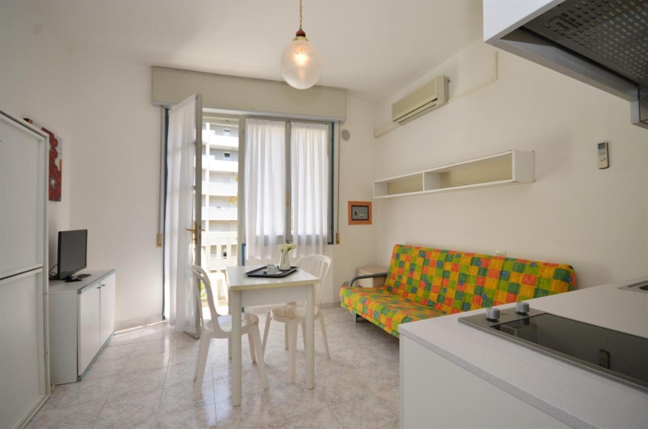 Aparthotel Pineda Bibione Exterior foto